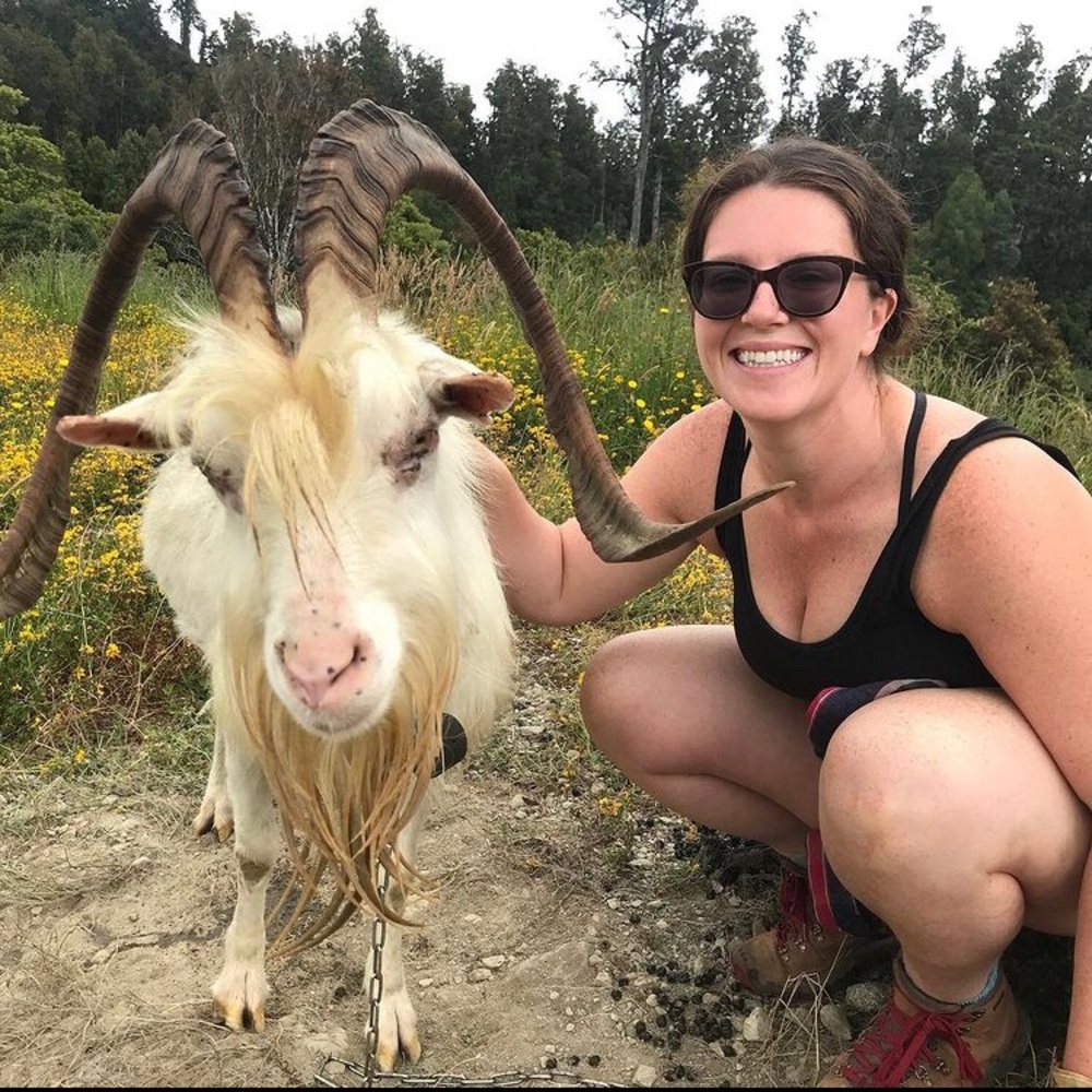 Meet your Posher, Samantha